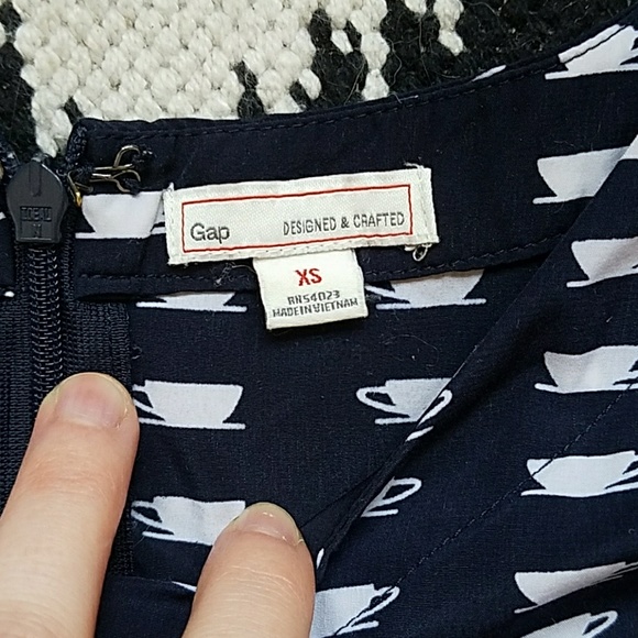 GAP Teacup Dress - Picture 3 of 4